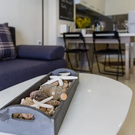 Blue Pearl Apartamento Charaki