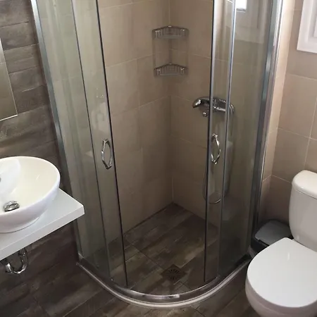 Blue Pearl Apartamento Charaki